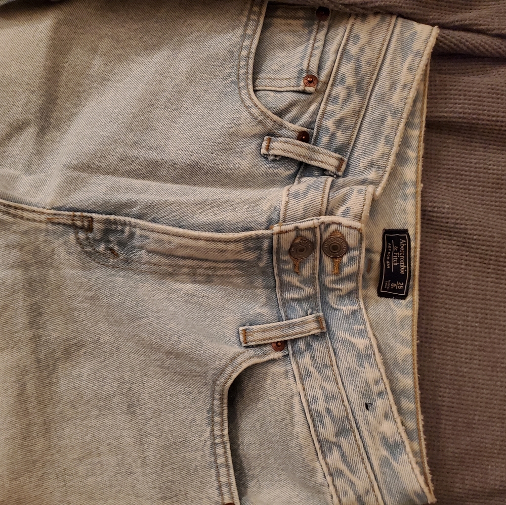 Jeans - Picture 8 of 8